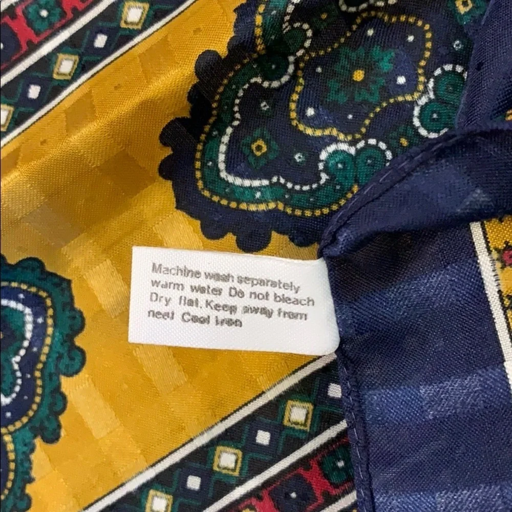 5/$25 - 31”x31” polyester‎ scarf - gold, blue, red, green